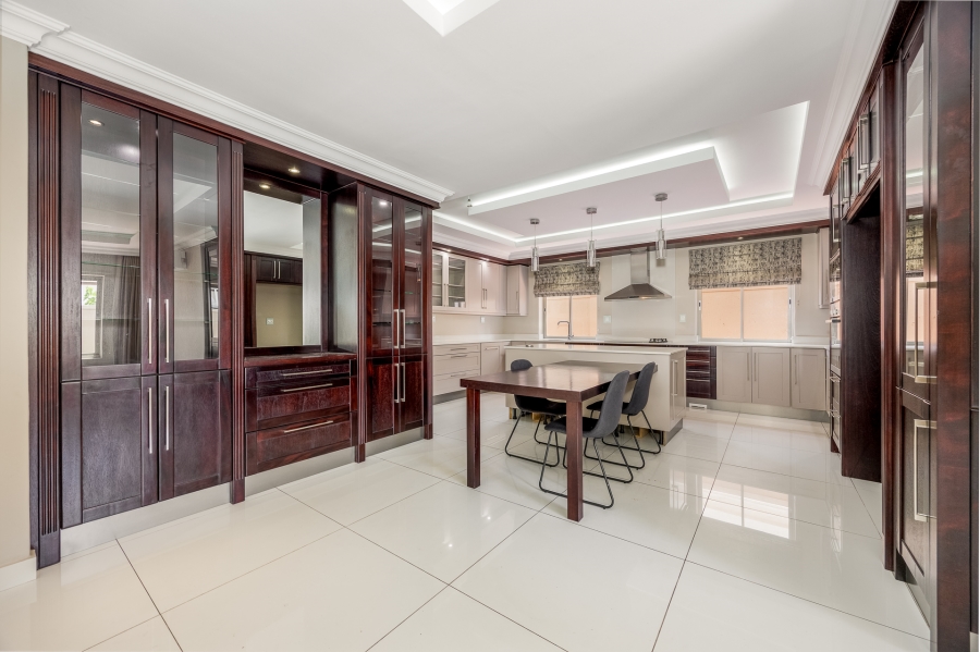 4 Bedroom Property for Sale in Vierlanden Western Cape